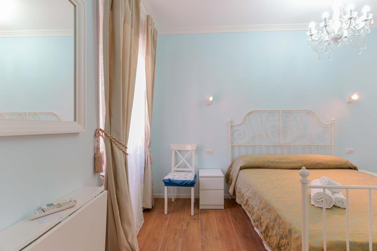 Al Teatro Lirico Hotell Cagliari Exteriör bild